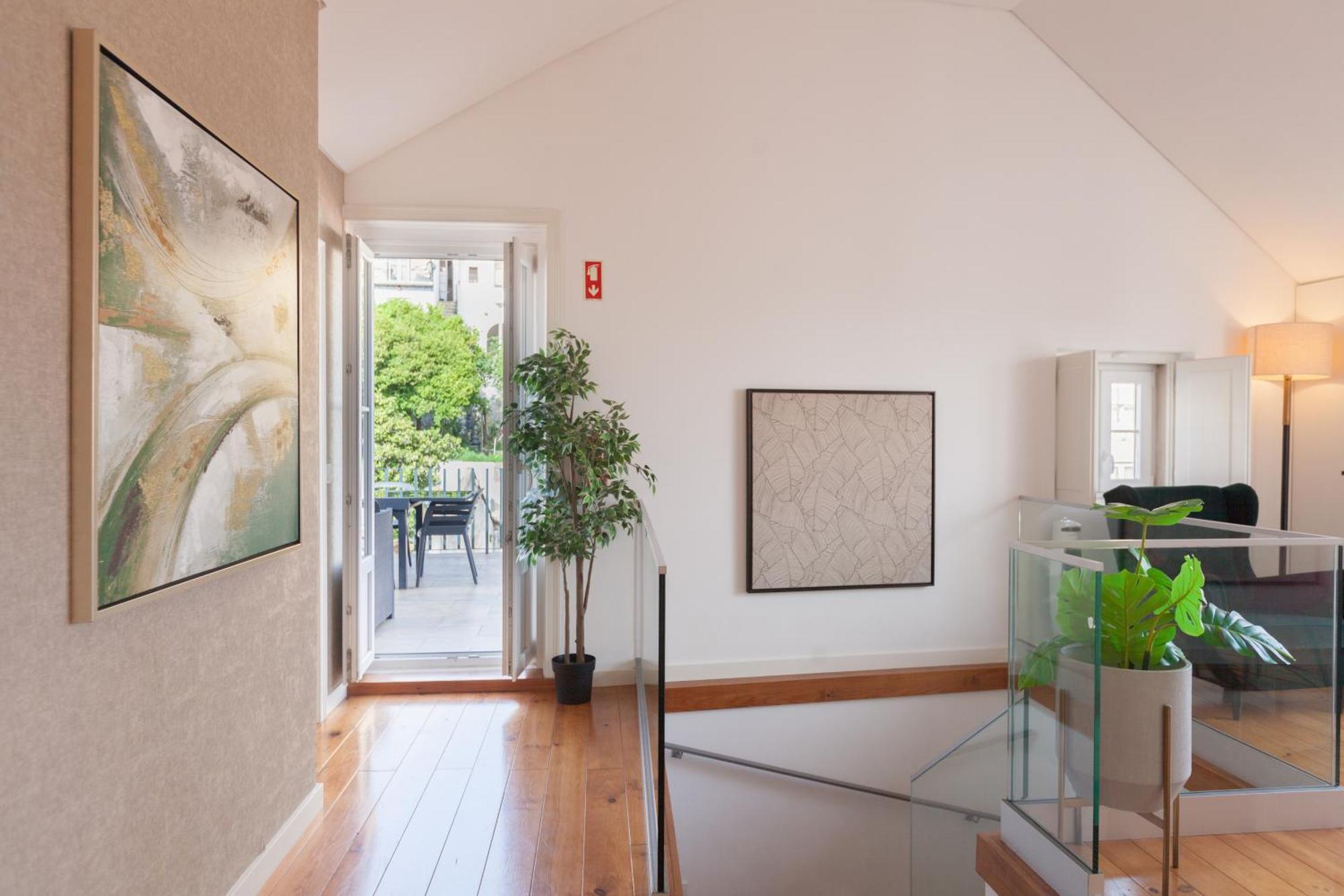 Appartamento Flh Portas Do Sol Duplex With Terrace Lisbona Esterno foto