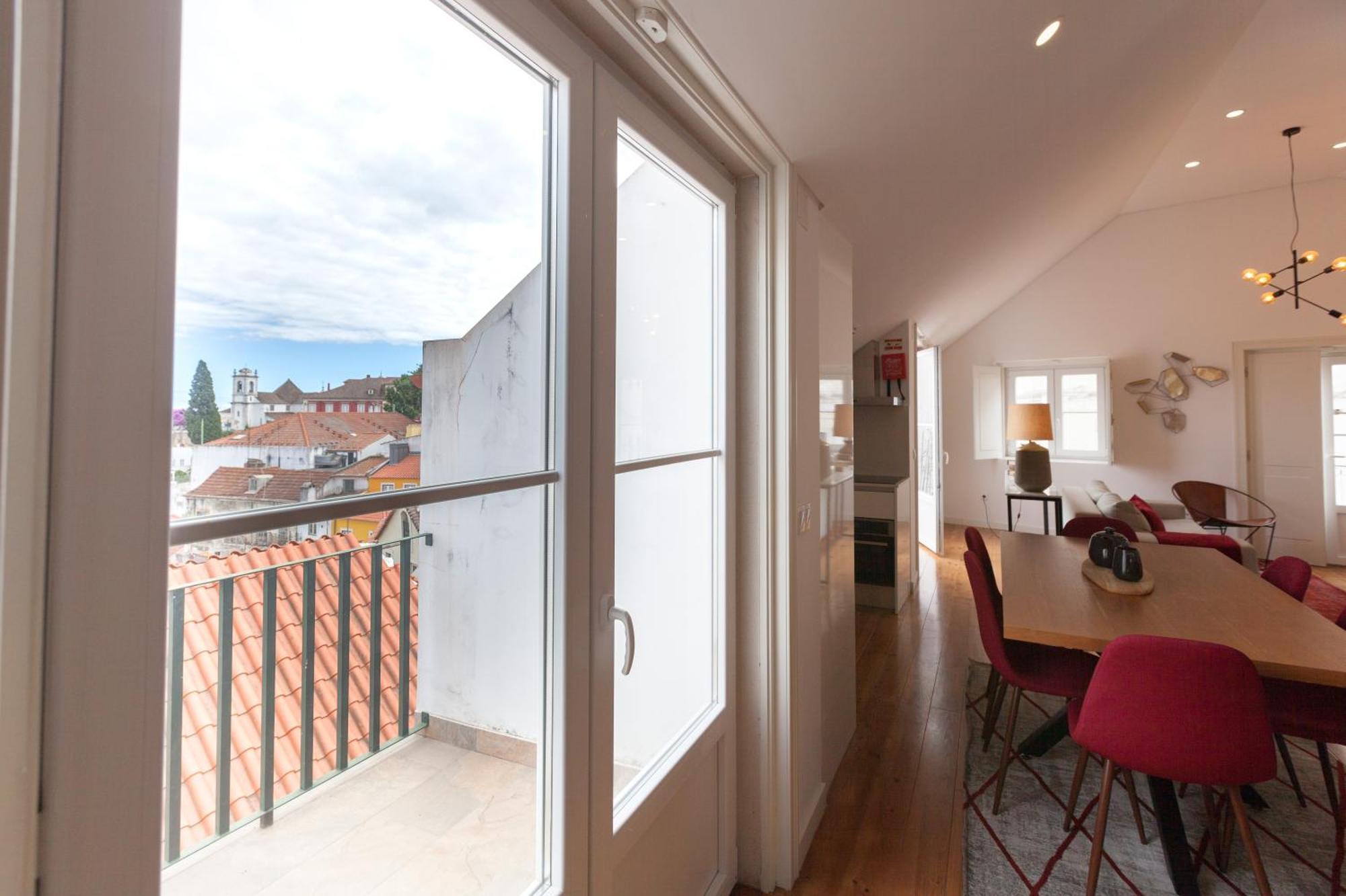 Appartamento Flh Portas Do Sol Duplex With Terrace Lisbona Esterno foto